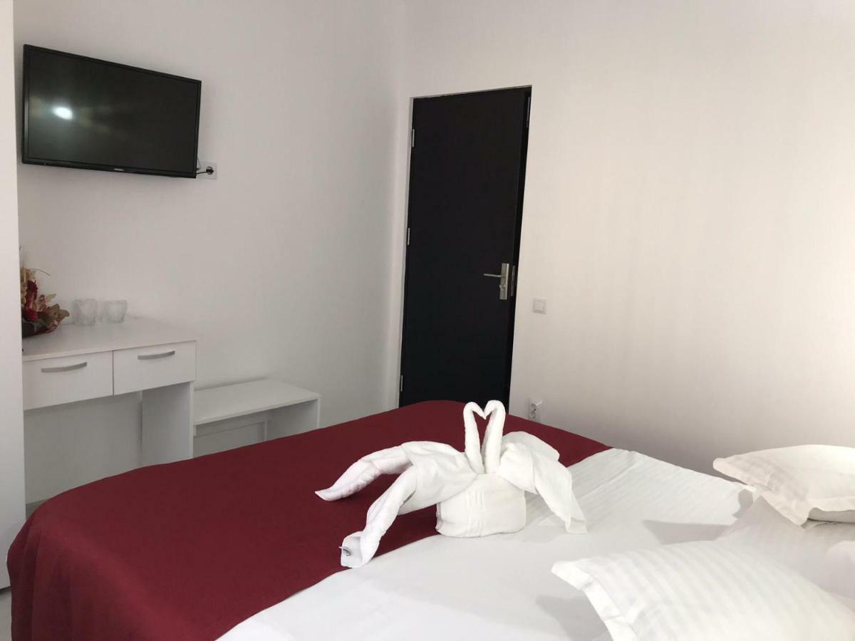 Apartament Mont Blanc Sinaia Ngoại thất bức ảnh